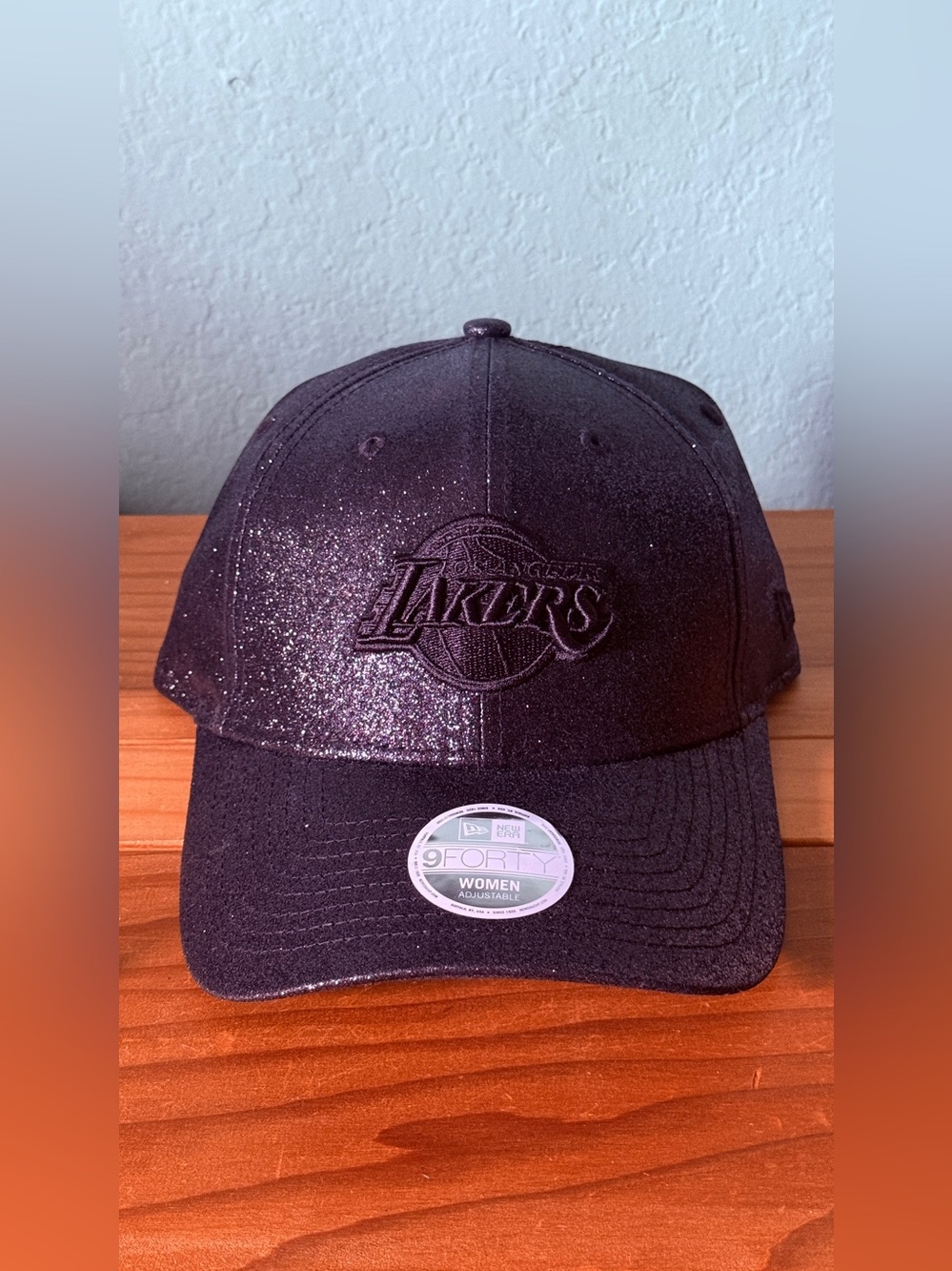 New Era LA Lakers Women's 9FORTY Black Sparkly Glitter Adjustable Hat NBA